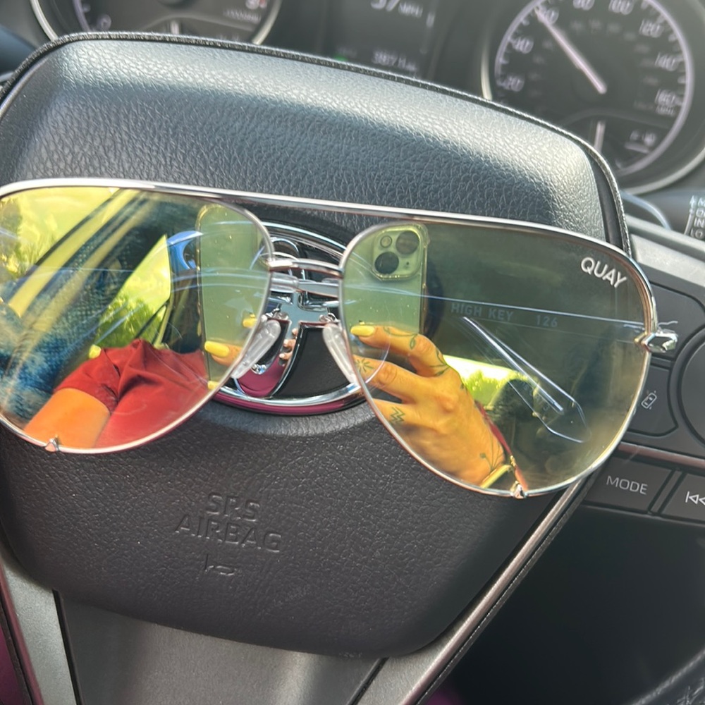 Quay glasses